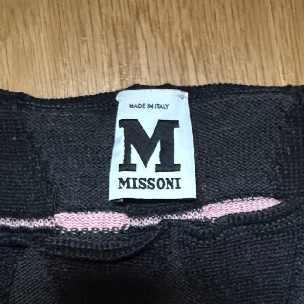 Missoni Black and Pink Knit Design - Picture 2 of 3